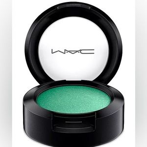 MAC Eyeshadow in New Crop Frost NIB